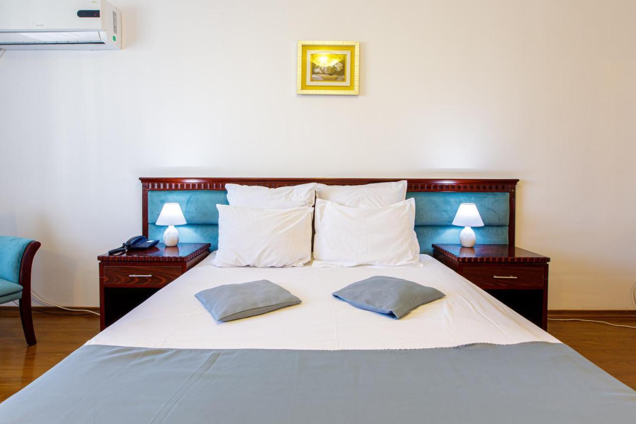 Lira Pacific Aparthotel コンスタンツァ エクステリア 写真