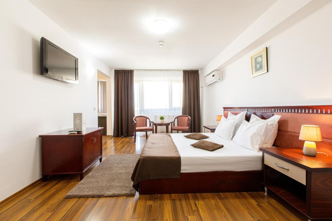 Lira Pacific Aparthotel コンスタンツァ エクステリア 写真