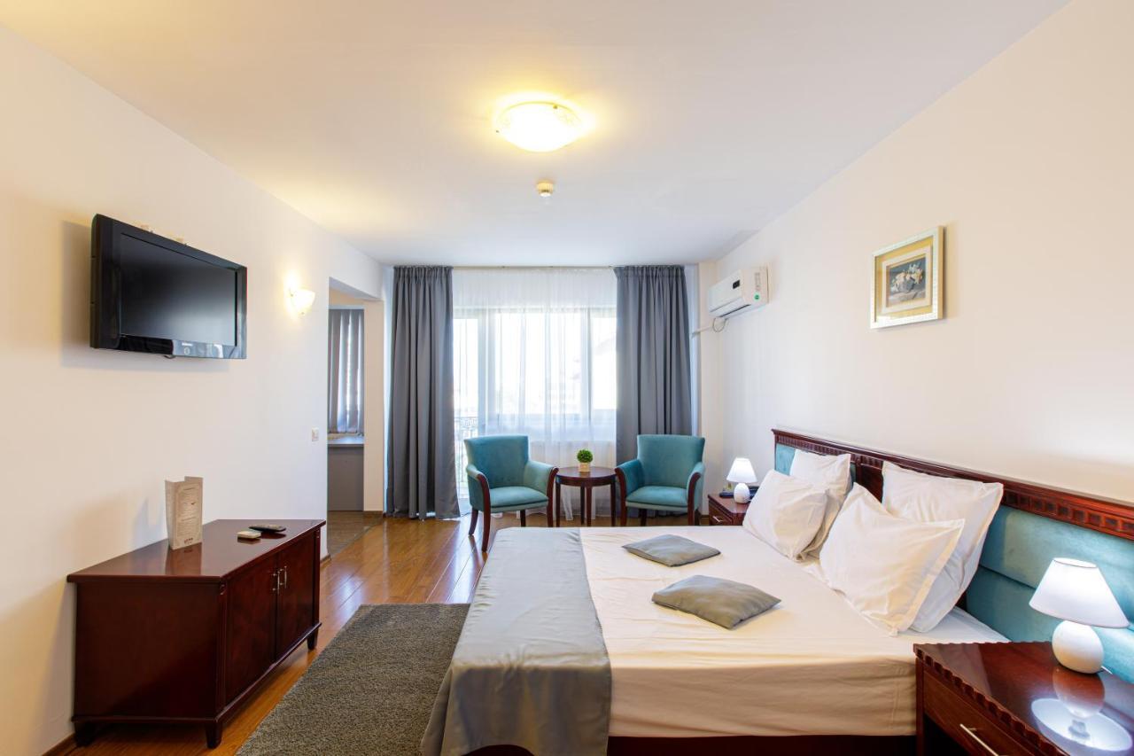 Lira Pacific Aparthotel コンスタンツァ エクステリア 写真